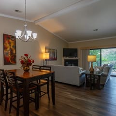 2BR Condo Near The Strip ~ 2 Pools ~ FREE TICKETS INCLUDED! (FHA-27)