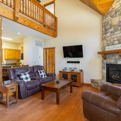 Forest Heights Lodge 6BR ~ Game Room ~ Near SDC ~ FREE TICKETS INCLUDED! (FHL-263WO)