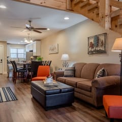 3BR WALK-IN w/Loft ~ Pool ~ FREE TICKETS INCLUDED! (RH230B)