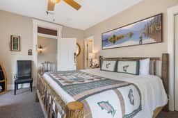 Fisherman's Cove Room (BHK-4)