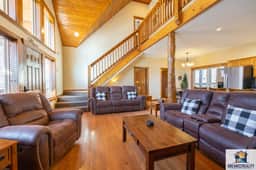 Forest Heights Lodge**