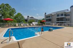 2 BR Condo Near "The Strip" and Golf ~ FREE ATTRACTION TICKETS INCLUDED (MB10-2)
