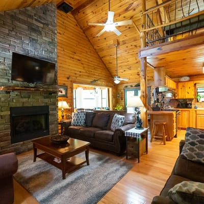 Captain's Cool Water Cabin