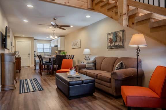 3BR WALK-IN w/Loft ~ Pool ~ FREE TICKETS INCLUDED! (RH230B) - Image 1