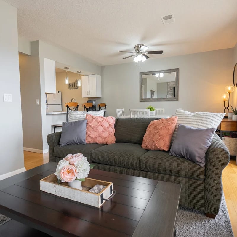 1BR WALK-IN~Pet Friendly ~ Resort Amenities ~ Fishing ~ FREE TICKETS INCLUDED! (PR42-16)