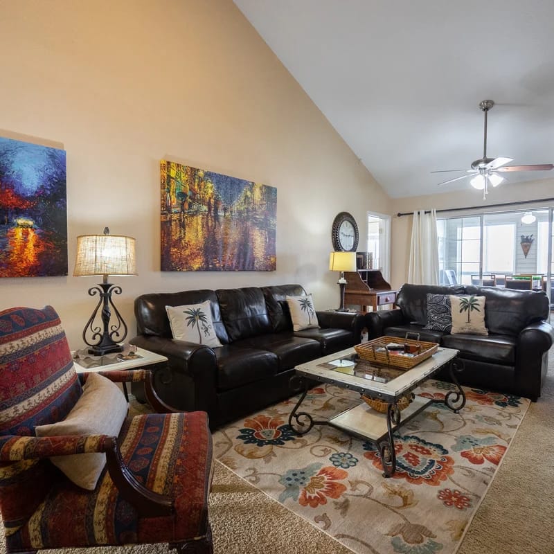 3 BDR Condo ~ Near the Strip and Golf Course ~ FREE TICKETS INCLUDED! (CH4-5)