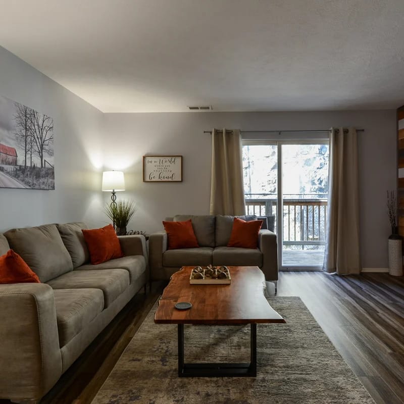 3 Bedroom Condo 🛍️Easy access to THE STRIP and SDC! 🎢 (VIN2912-3)