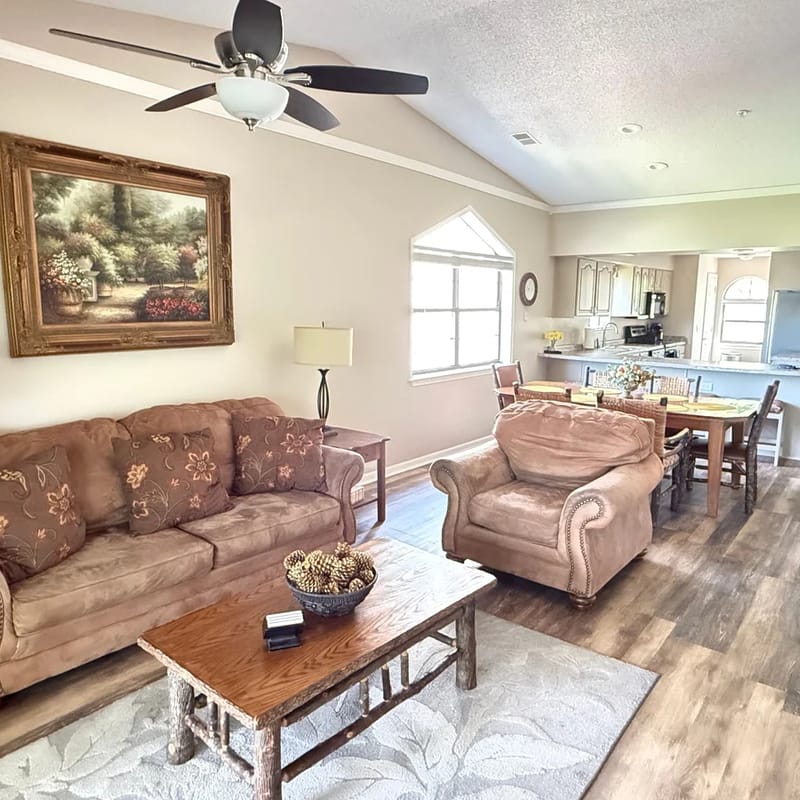 Updated 2 BR | Central Location | 2 Pools & Hot Tub | FREE TICKETS INCLUDED!! (FHD-18)
